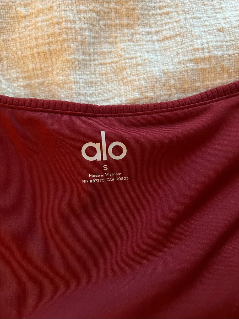 Alo Yoga Ribbed set in Cranberry